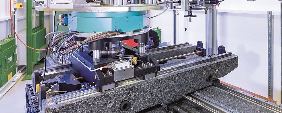 DESY-XYZ-Stage-Granite