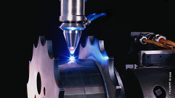 [Translate to Chinese:] Physiki Instrumente (PI): Applications Laser welding